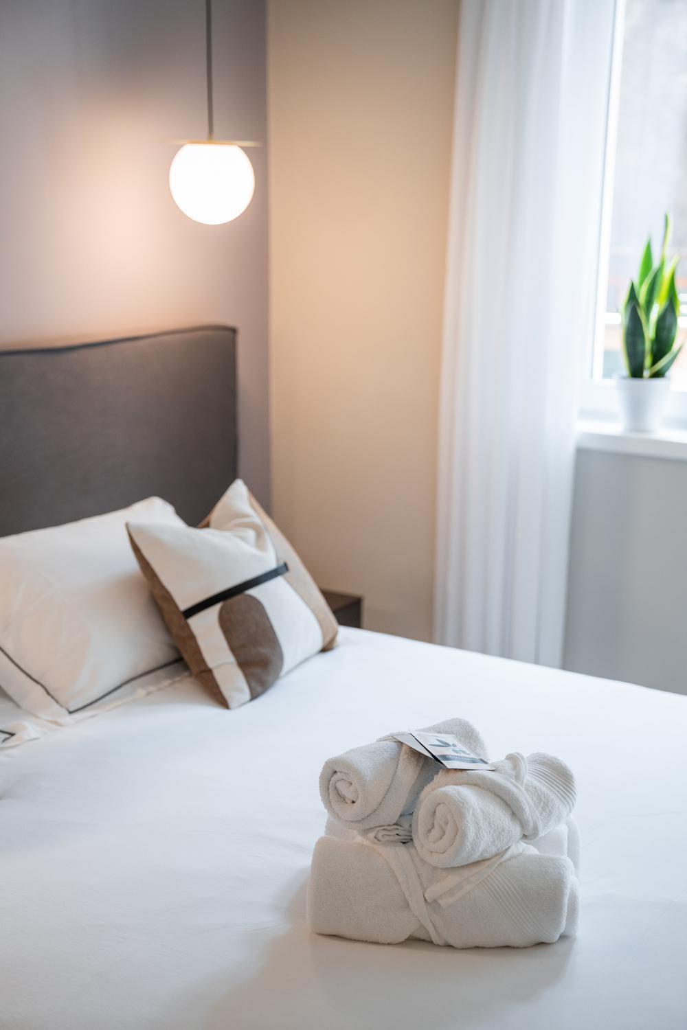 Es Rooms And Apartments Torbole Sul Garda Ngoại thất bức ảnh
