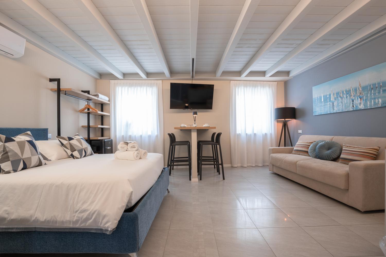 Es Rooms And Apartments Torbole Sul Garda Ngoại thất bức ảnh