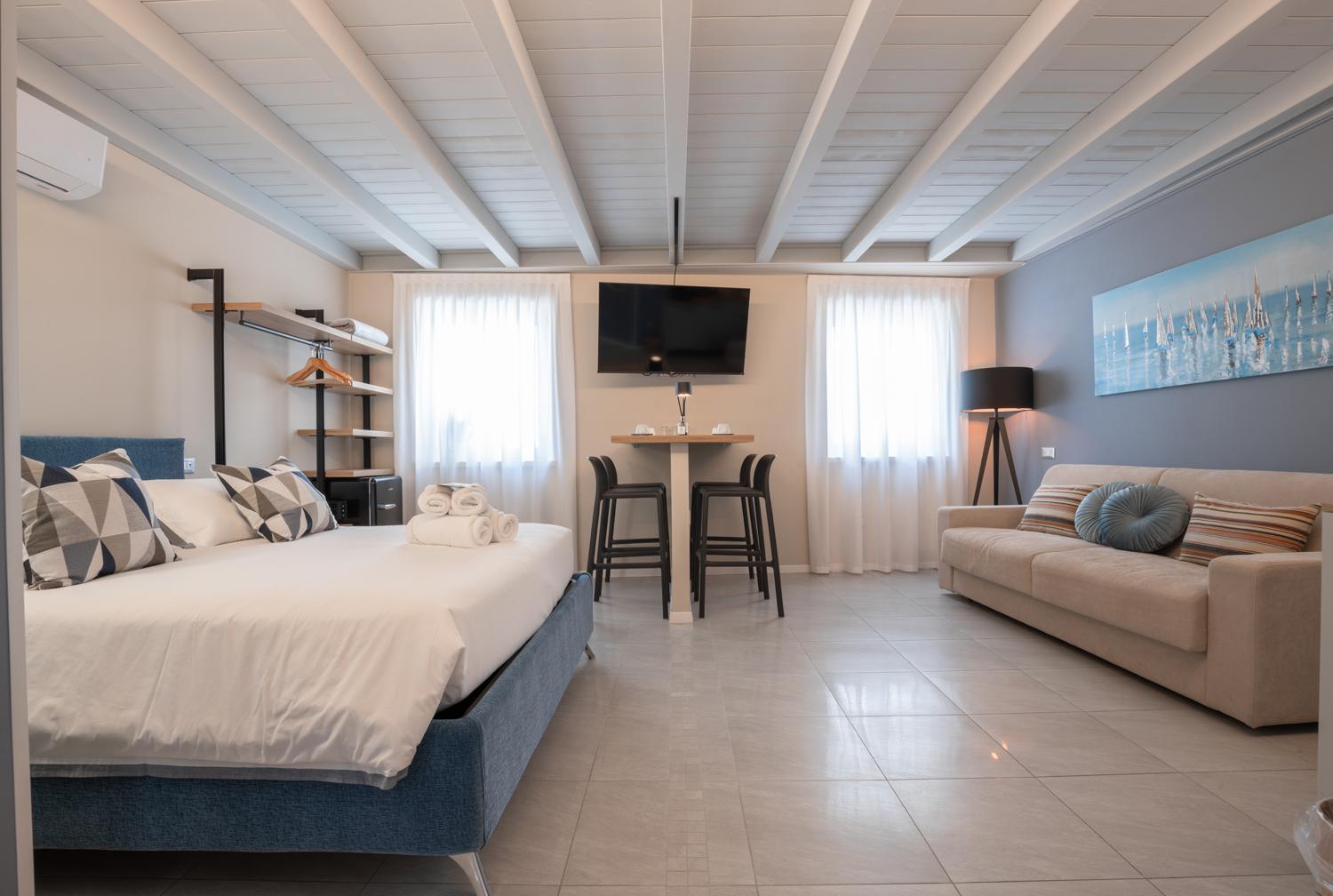 Es Rooms And Apartments Torbole Sul Garda Ngoại thất bức ảnh